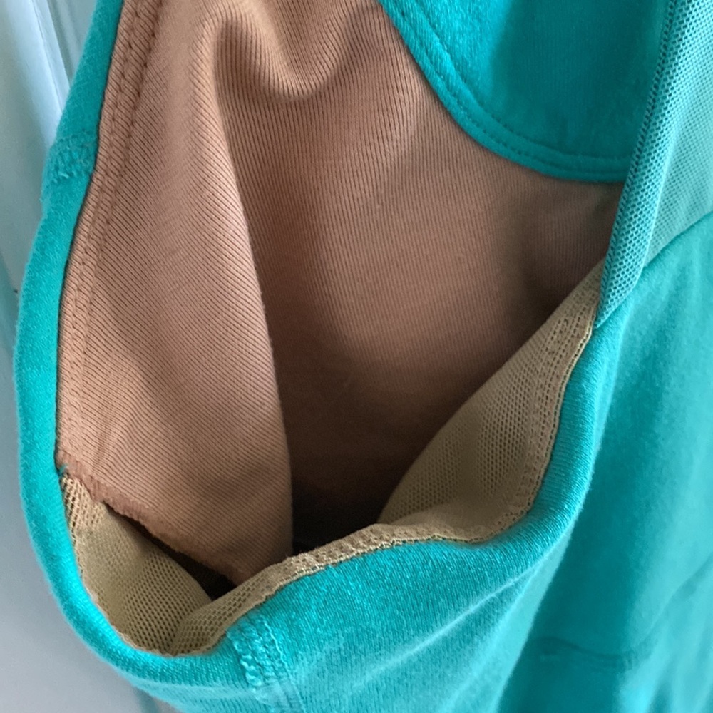 🍋Lululemon Run: Make It
Count Tank
Very Green / Fresh Teal Size 6 - Picture 12 of 12